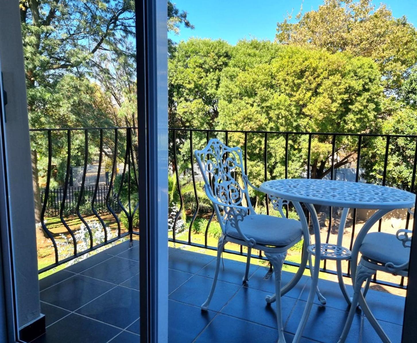 Wild Tree Lodge Benoni Ngoại thất bức ảnh