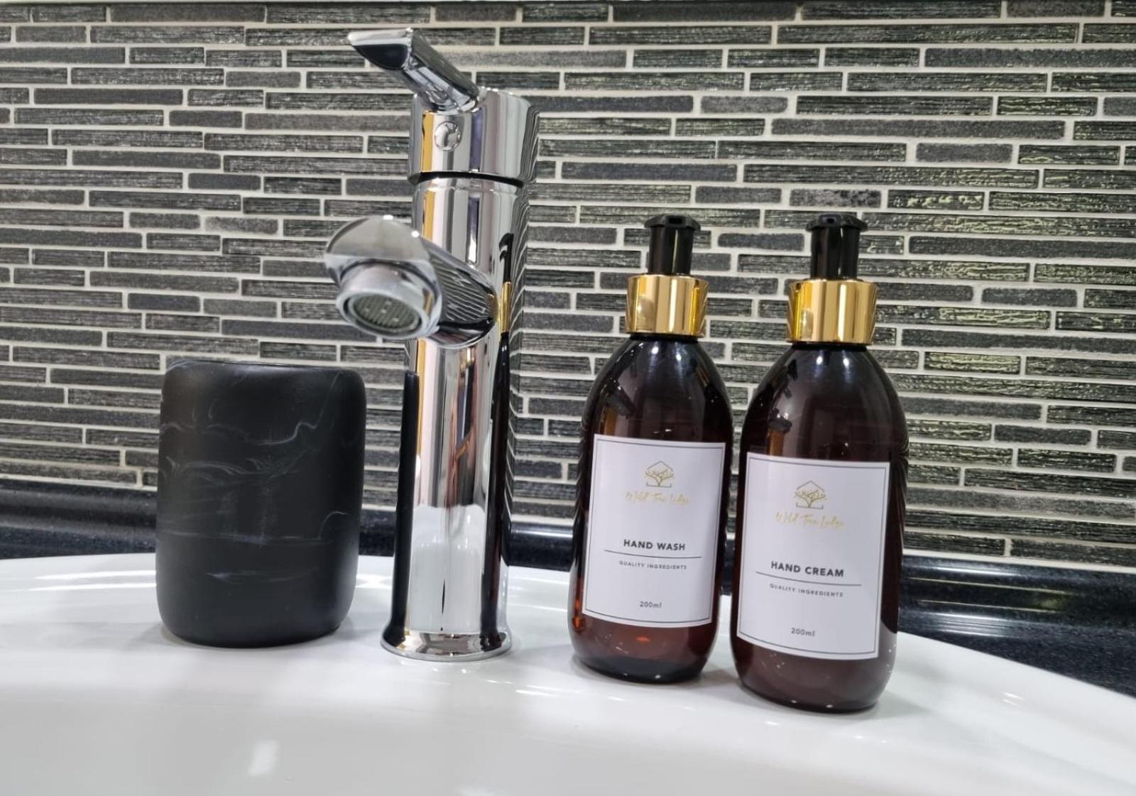 Wild Tree Lodge Benoni Ngoại thất bức ảnh
